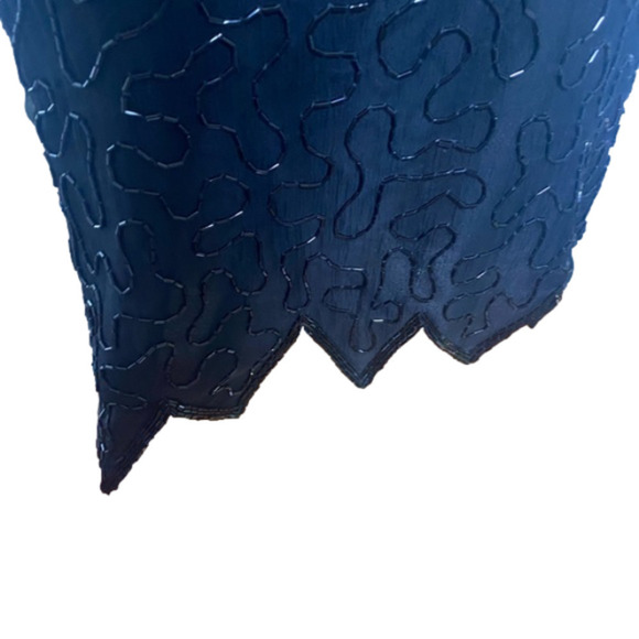 SILK BEADED & SEQUIN TOP W DECORATIVE HEM & SLEEVE EDGING LINED VINTAGE EUC SZ L - Picture 8 of 11